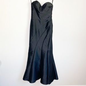 Hayley Paige Occasions Strapless Sweetheart Neckline Dress Black Size 6